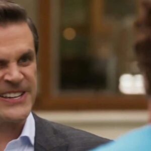 Cena de confronto entre Memo e Fausto em Meu Caminho é Te Amar