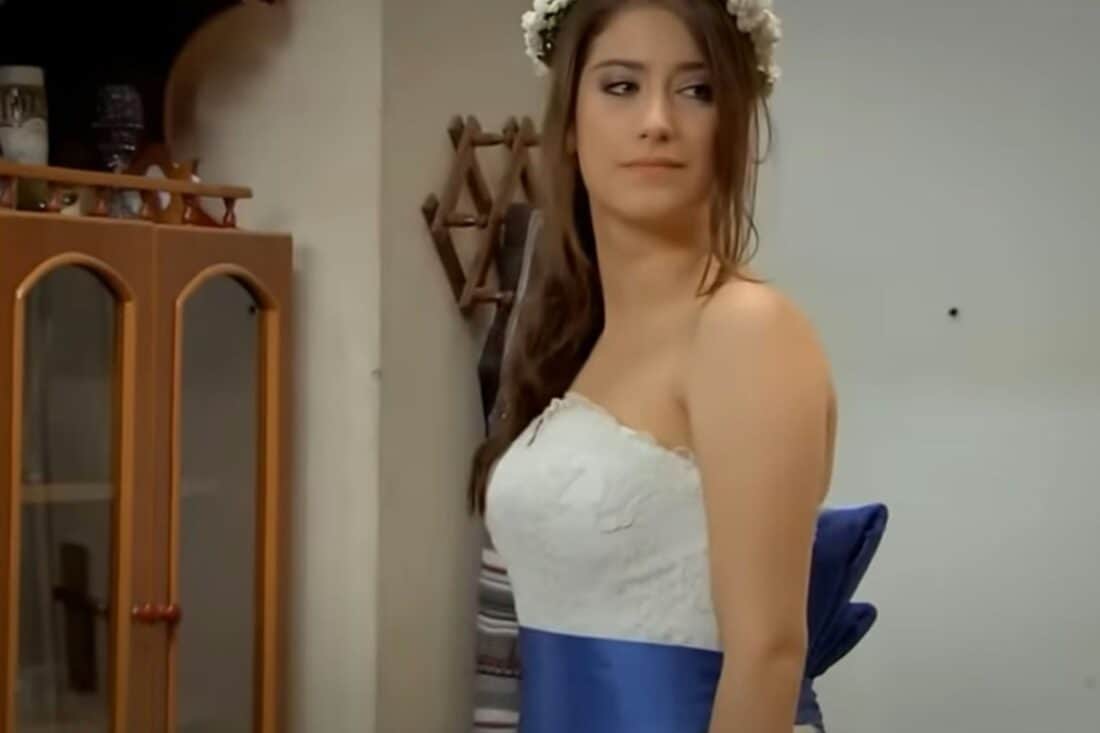 Cena do casamento de Feriha e Emir em O Segredo de Feriha