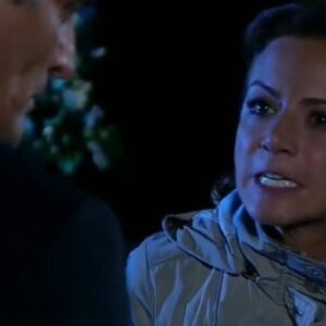 Jerônimo e Renata em uma cena tensa na mansão Monte Rubio