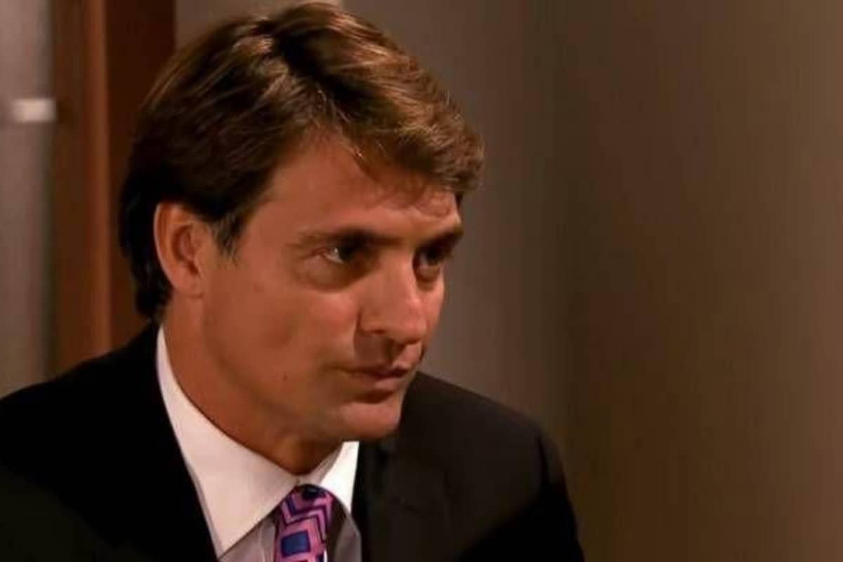 Jerônimo investiga a morte de Rafael e desconfia de Josefina