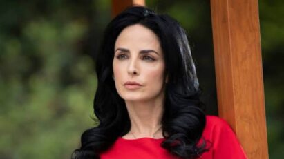 Karen revela em pensamento sua intenção de destruir a família de Daniela em Meu Caminho é Te Amar