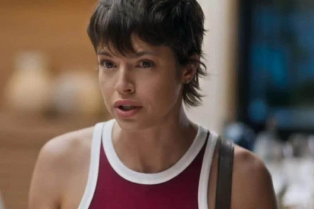 Luma e Rod em um momento de despedida emocionante nos próximos capítulos de 'Mania de Você'."