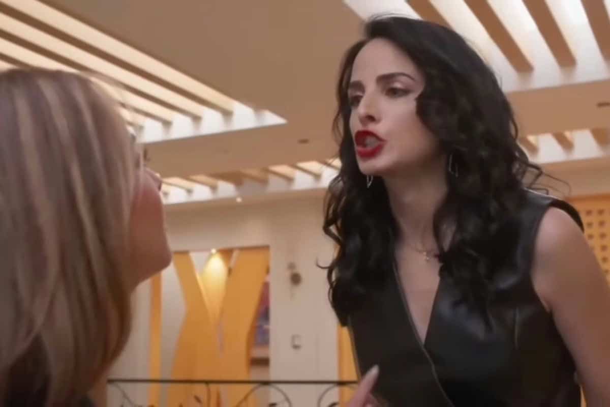 Personagem Daniela caiu nas escadas após confronto com Karen em 'Meu Caminho é Te Amar'.”
