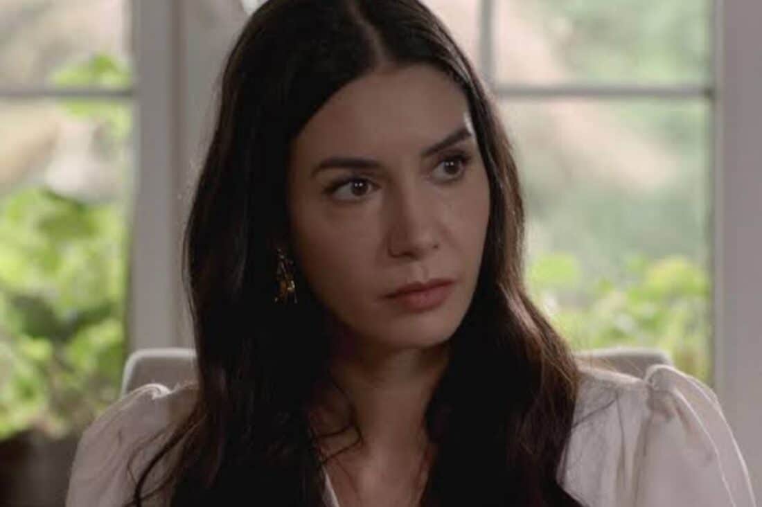 Personagem Piril em momento de tensão, conveniente o sequestro dos filhos de Bahar na novela 'Força de Mulher'.”