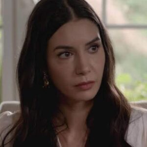 Personagem Piril em momento de tensão, conveniente o sequestro dos filhos de Bahar na novela 'Força de Mulher'.”