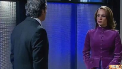 Roberta é acusada de mentir e manipular a todos.