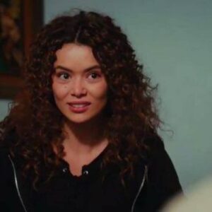 Sirin enfrenta Suat em Força de Mulher , onde segredos sobre Sarp e sua nova identidade como Alp vêm à tona.