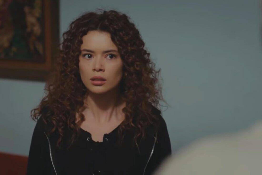 Sirin promete doar medula para Bahar, mas usa o momento para manipular a irmã