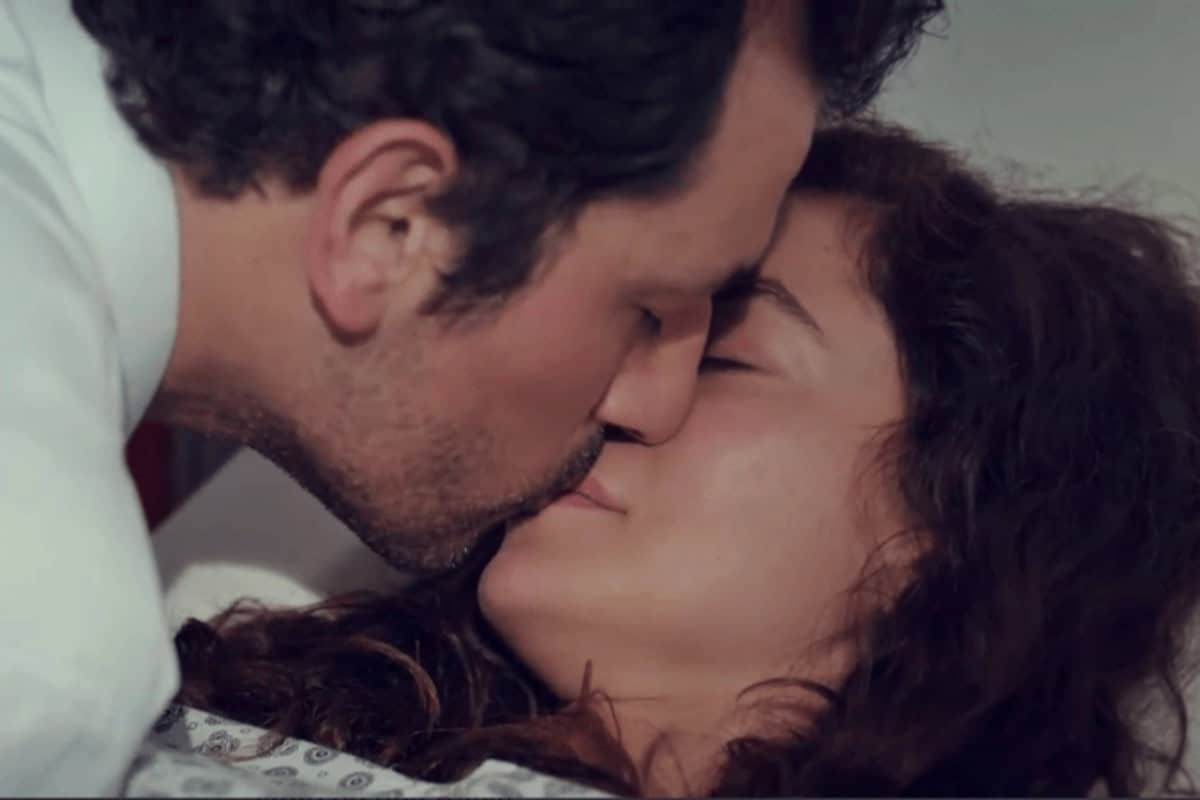 Arif e Bahar em cena emocionante da novela Força de Mulher