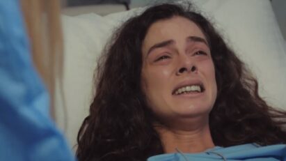 Bahar emocionada e vulnerável após as provocações de Sirin.