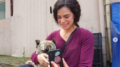 Özge Özpirinçci como Bahar, protagonista de Força de Mulher