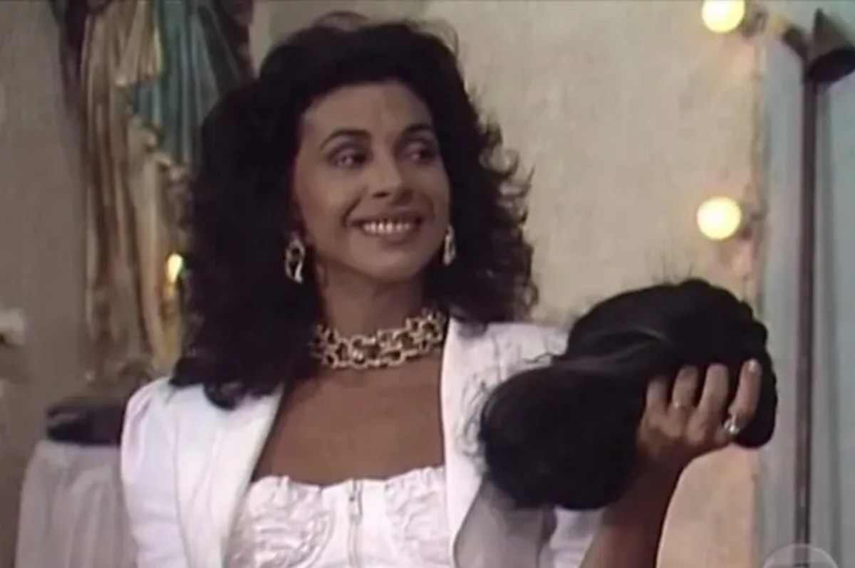 Betty Faria interpretando Tieta