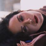 Cena final de Karen em Meu Caminho é Te Amar com tensão entre personagens principais e desfecho emocionante.