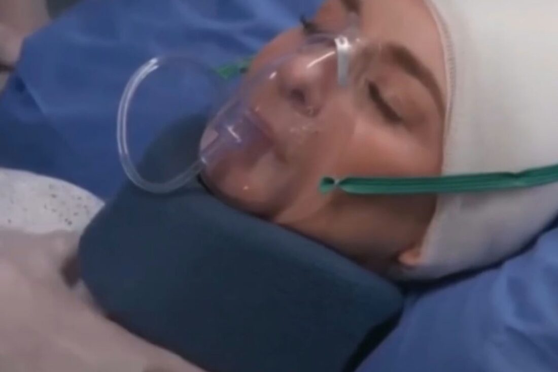 "Fausto em cena tensa ao tentar sufocar Daniela no hospital em Meu Caminho é Te Amar."