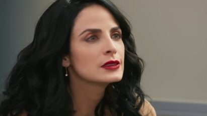 "Karen em cena dramática de Meu Caminho é Te Amar