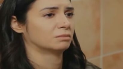 Cena da conversa final entre Piril e Sarp em Força de Mulher, mostrando o momento da separação."