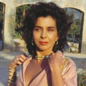 Betty Faria interpretando Tieta, a protagonista da novela
