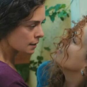 A verdade explode e as irmãs se enfrentam