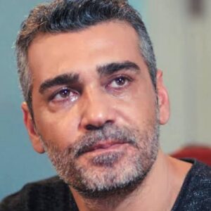 Sarp confronta Sirin em Força de Mulher: cena de alta tensão.