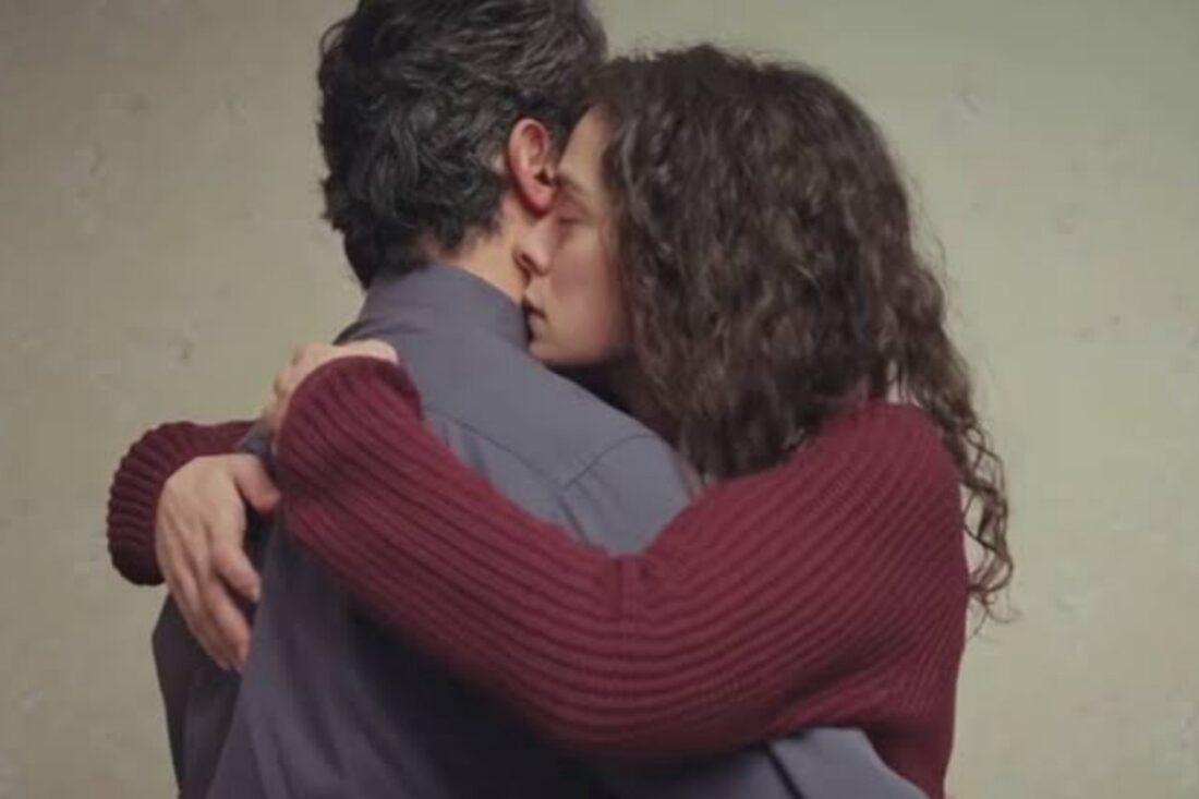 Uma cena emocionante de Bahar e Arif