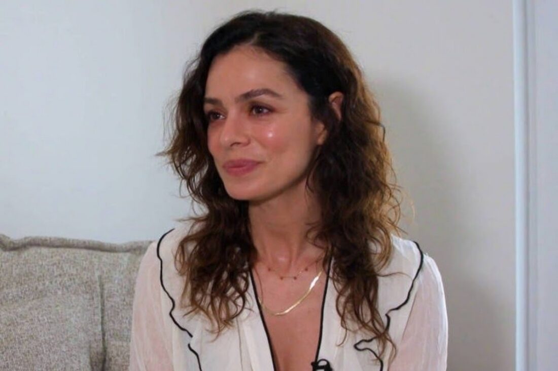 Atriz turca fala sobre o sucesso da novela no Brasil
