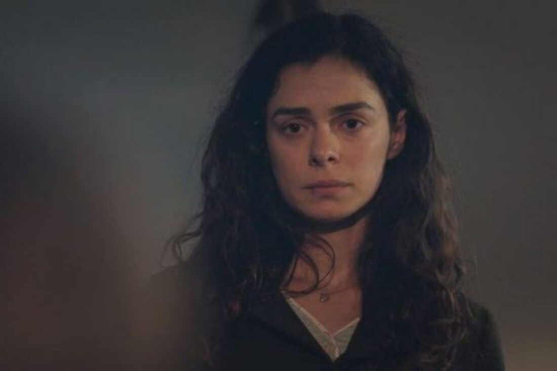 Bahar em choque ao receber a notícia da morte de Yeliz.