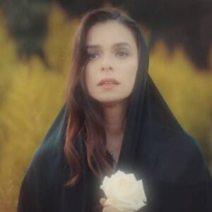 Bahar em luto pela morte da amiga em Força de Mulher