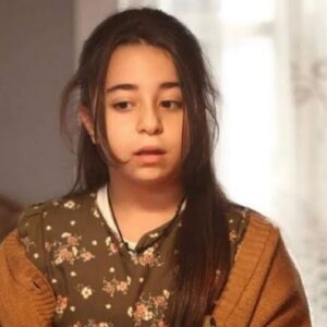 Beren Gökyıldız como Öykü em "Minha Menina".