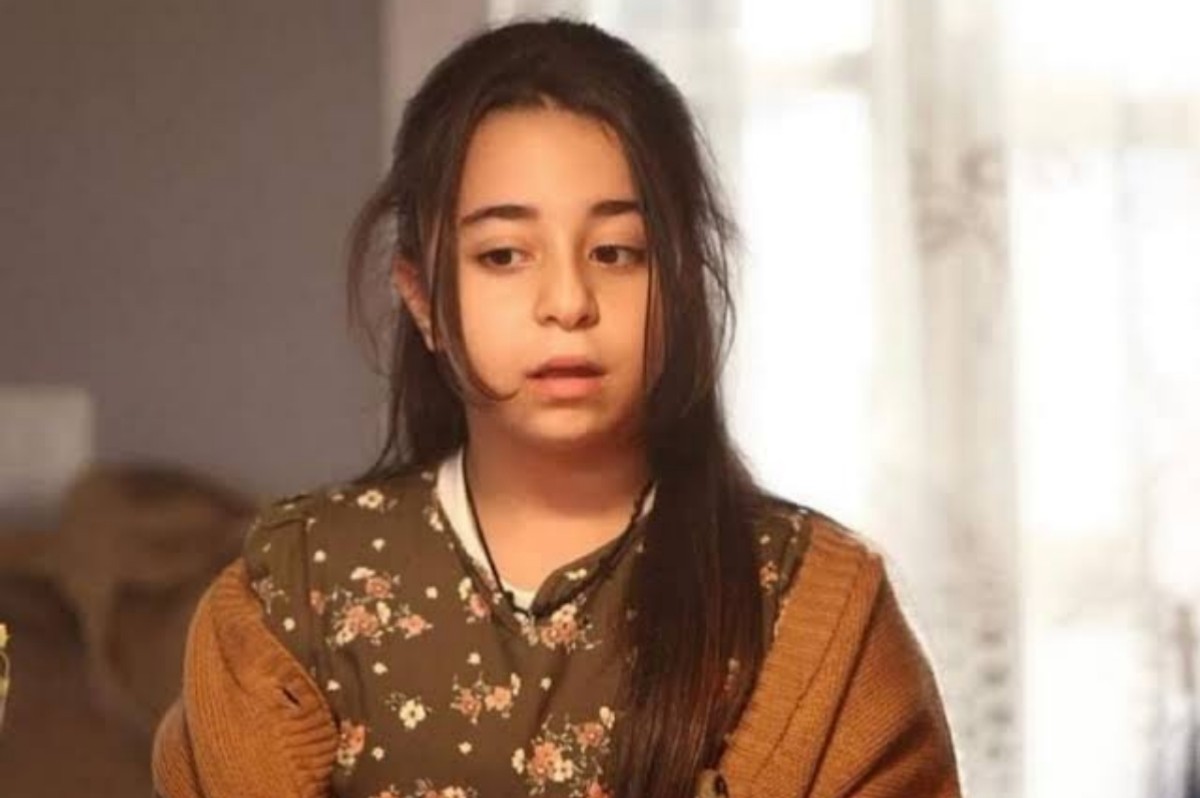 Beren Gökyıldız como Öykü em "Minha Menina".