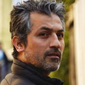 Final Alternativo de Força de Mulher de Arif