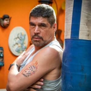 Macario furioso confrontando Sebastian em Meu Caminho é Te Amar