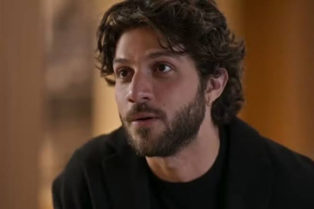 Mavi desesperado ao saber da possível pena de 20 anos.