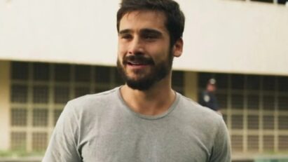 Rudá em cena de suspense na novela 'Mania de Você'.