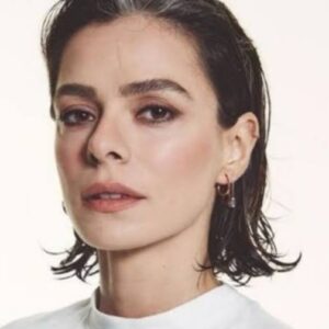 Bahar em cena de emoção e suspense na novela turca.