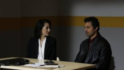 Arif e Kismet em cena de confronto