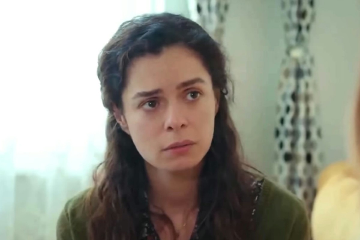 Bahar (Özge Özpirinçci)