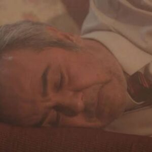 Enver luta contra as chamas após perder Hatice!