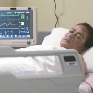 Foto de Bennu Yıldırımlar interpretando Hatice em "Força de Mulher".