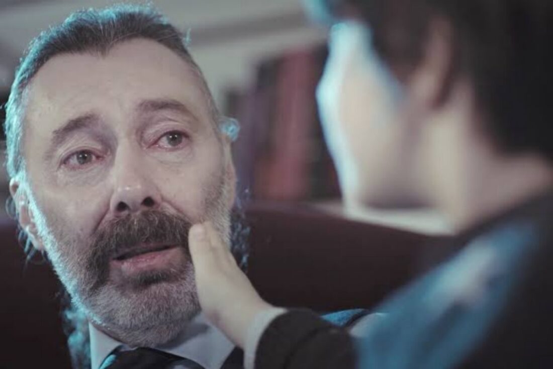 Nezir e Doruk em cena de "Força de Mulher".