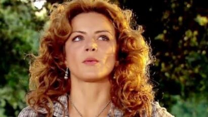 Renata (Silvia Navarro)