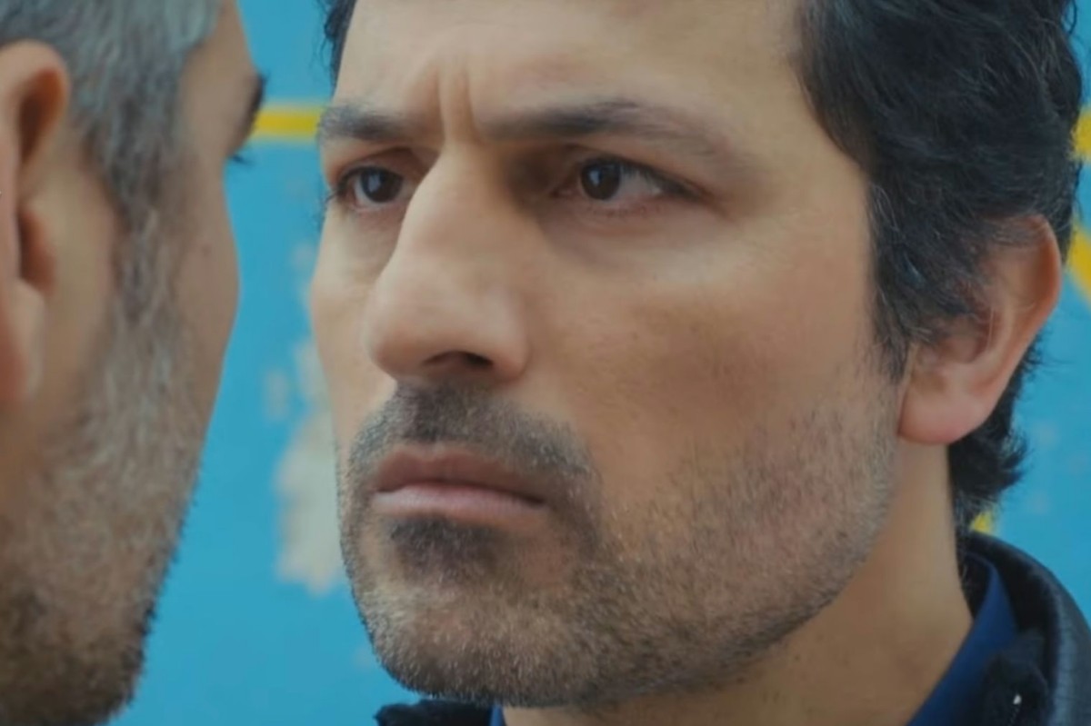 Sarp e Arif briga