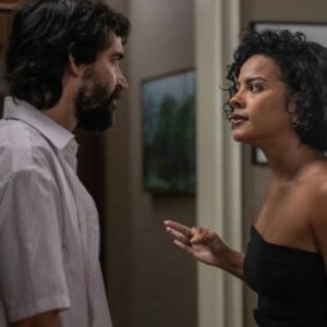 Cena emocionante de Vale Tudo mostra Rubinho desabafando com Maria de Fátima