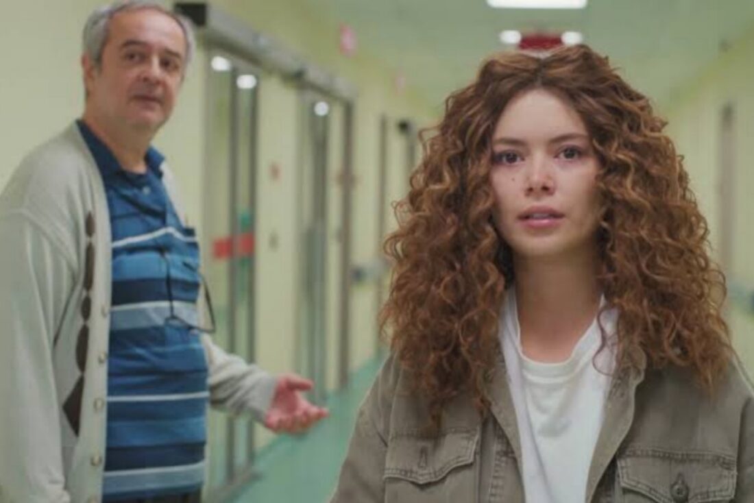Enver e Sirin em Força de Mulher