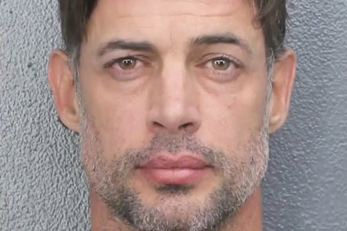 Foto de William Levy em evento público antes da prisão