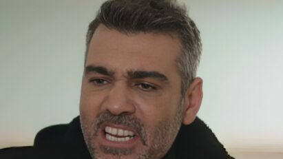Cena de Sarp arrancando a corrente de Bahar em Força de Mulher