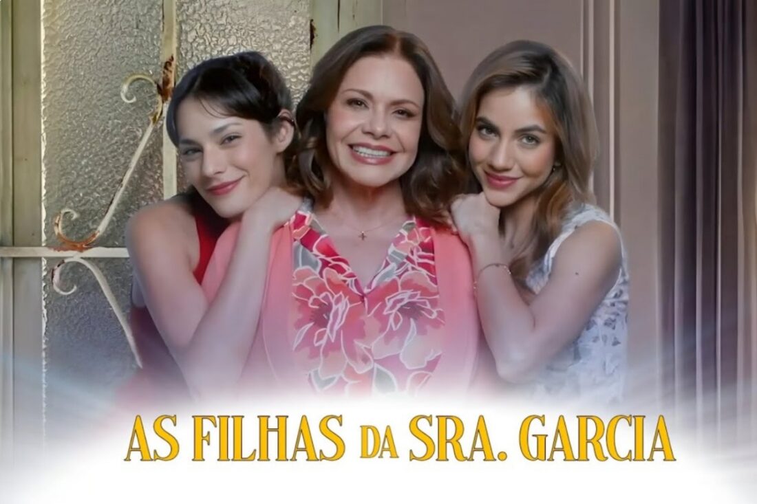 alt="Pôster promocional da novela As Filhas da Senhora Garcia no SBT."