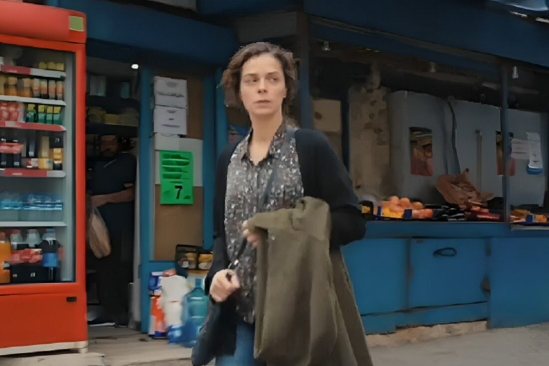 Bahar assustada ao ser abordada pela polícia