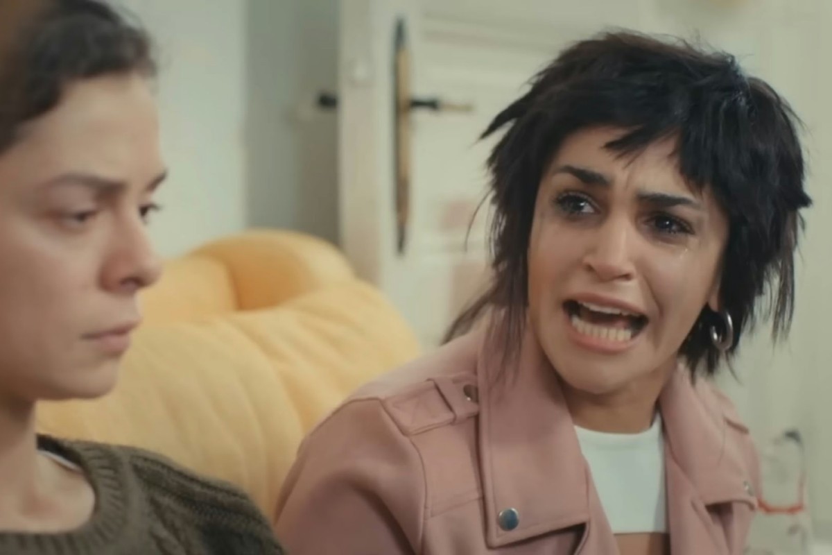 alt="Bersan (personagem de Força de Mulher) chorando desesperadamente."