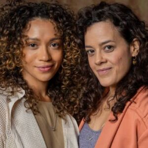 Cecília (Maeve Jenkings) e Laís (Lorena Lima)