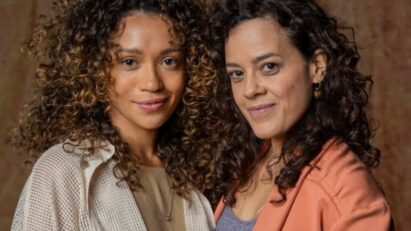 Cecília (Maeve Jenkings) e Laís (Lorena Lima)